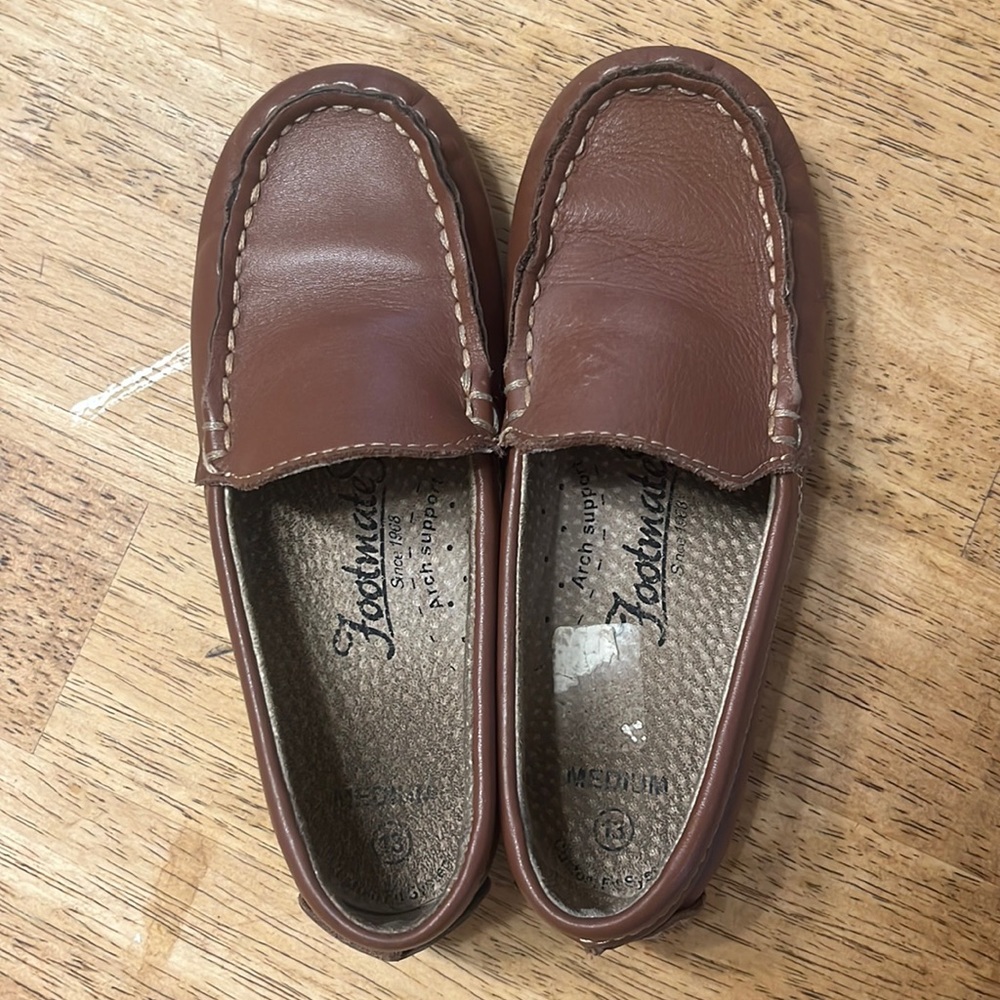 Boys Footmates Brooklyn Loafer brown Size 13. Good used condition.